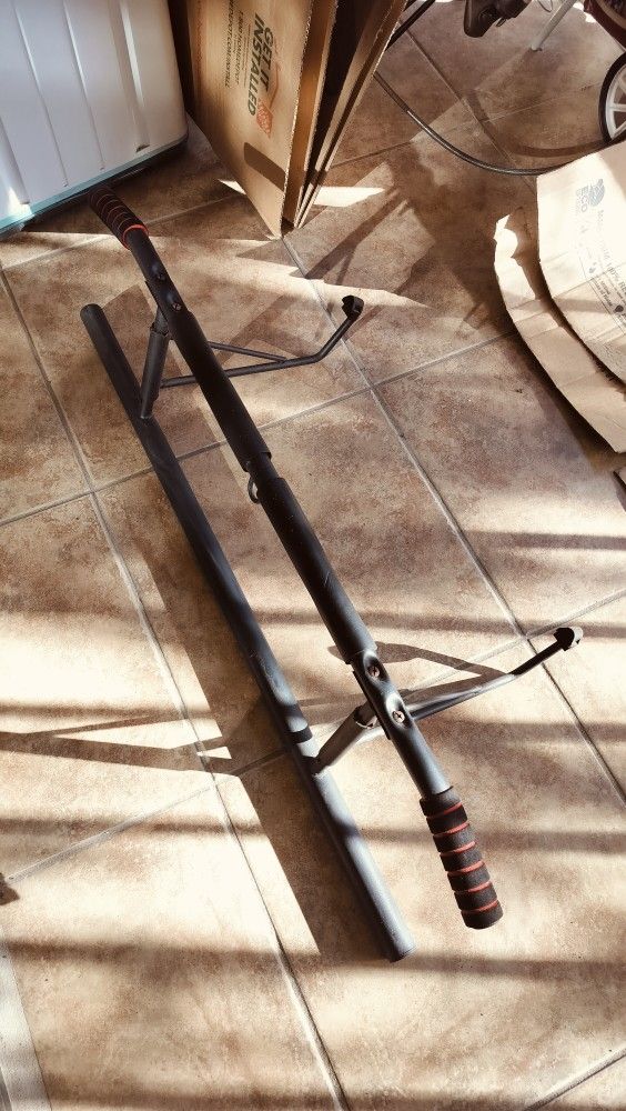 Pull Up Bar - Local Pick Up Only