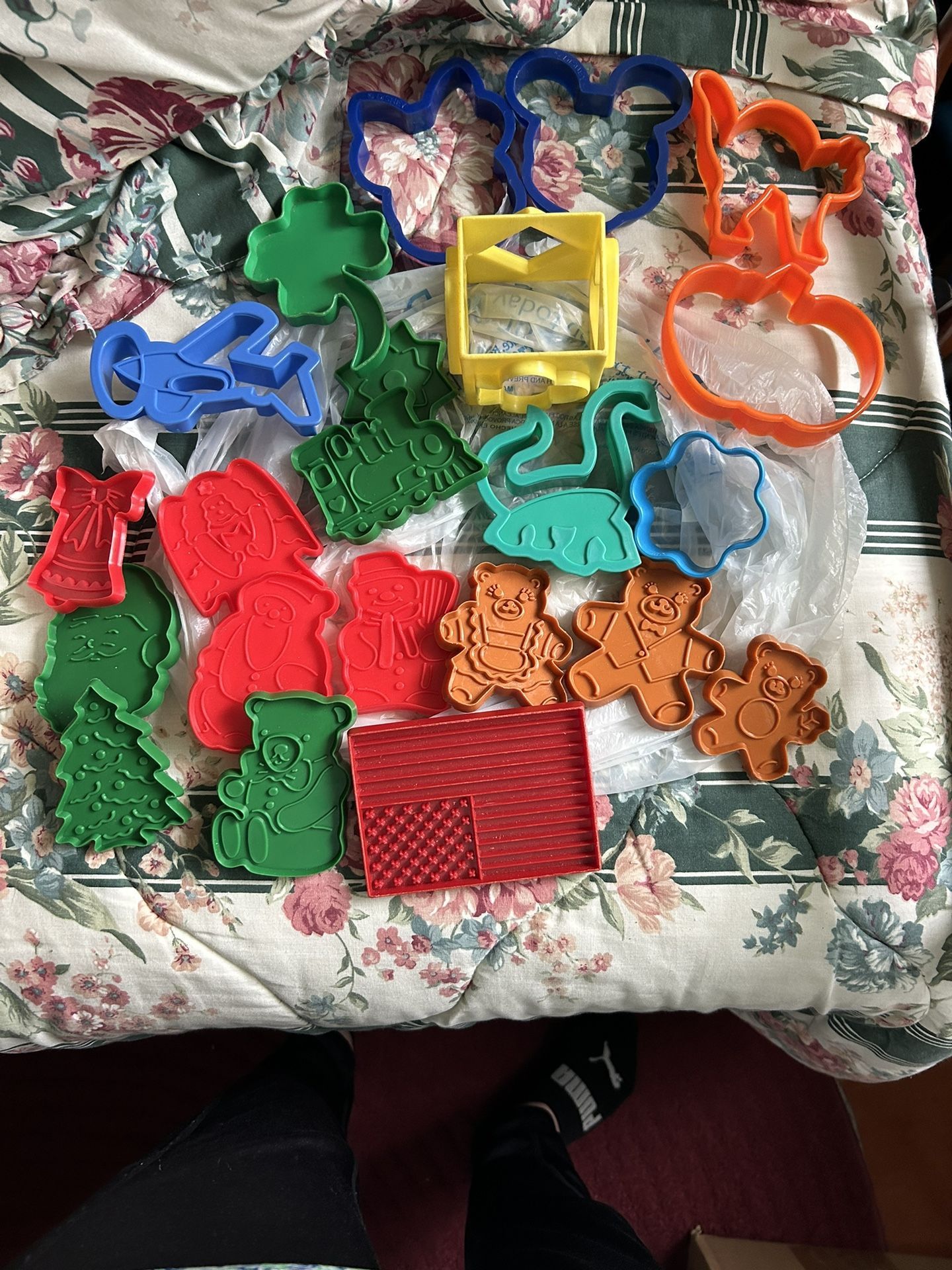 Cookie Cutters 22