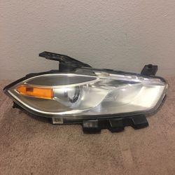 Excellent “ Dodge Dart “ 2016 Headlight Crome Passenger Side Look Like New Condition For 2013 To 2016 