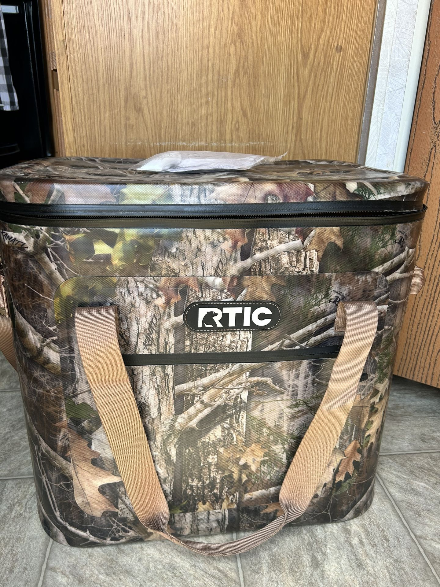 RTIC Soft Cooler Insulated Cooler