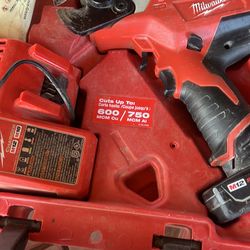 Milwaukee 600mm cutter cable