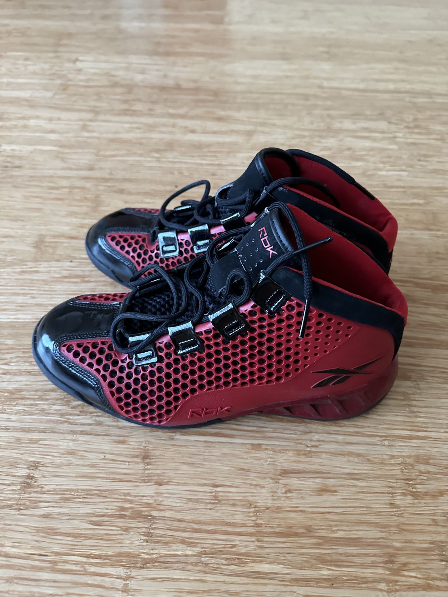 RBX Lebron VII Christmas Basketball shoes - Size 10