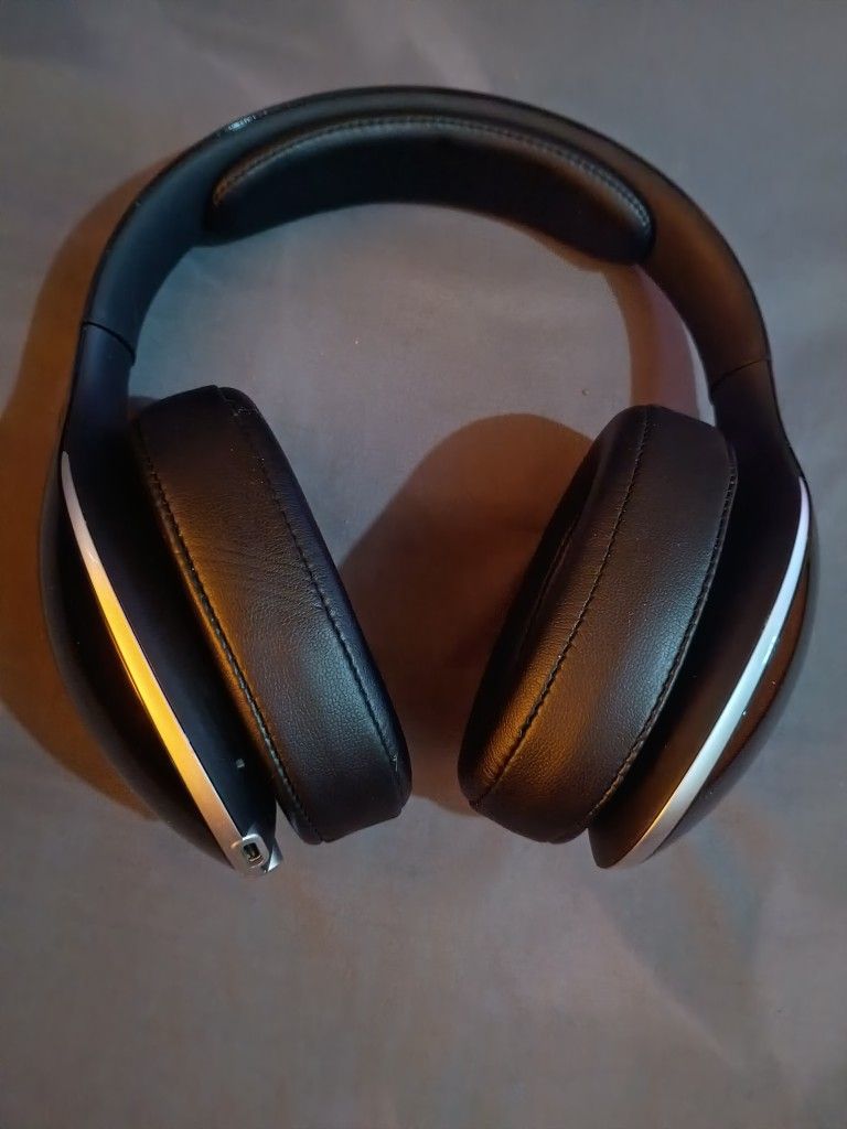 Mercedes Benz Headphones