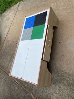 Child’s Lego table play table