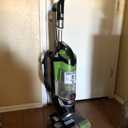 Bissell Pet Hair Eraser Vacuum 