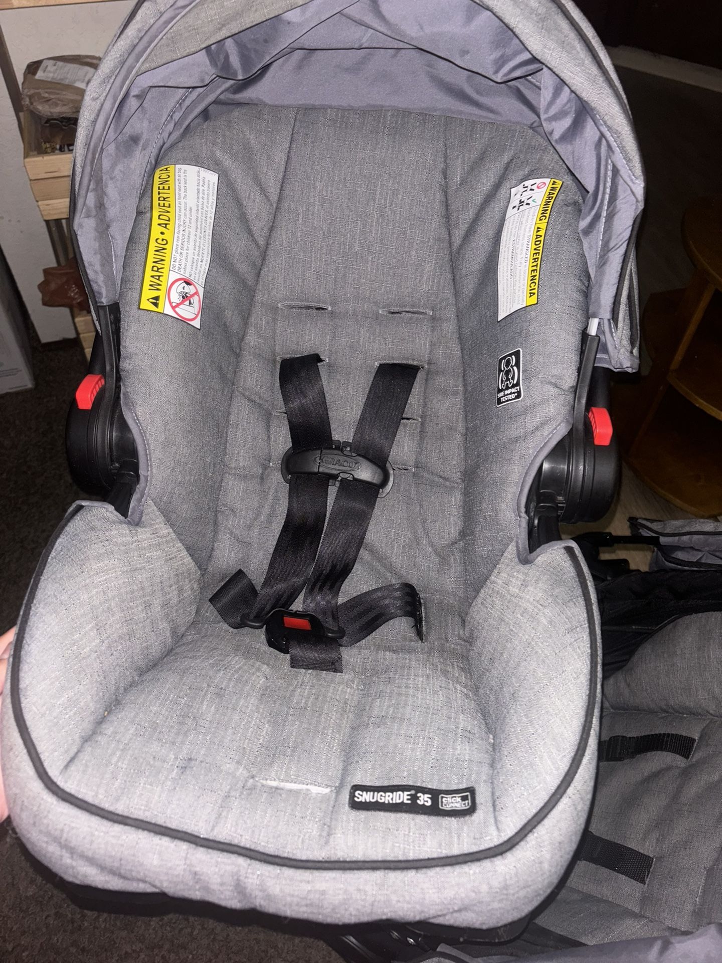 Graco baby car seat and stroller combo