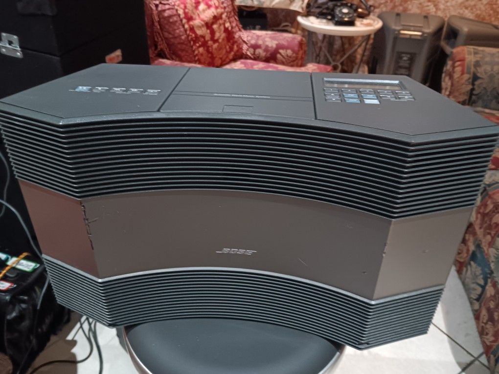 BOSE. ACOUSTIC WAVE. CD-3000. MUSIC SYSTEM AM/FM. CD PLAYER GRAPHITE GREY