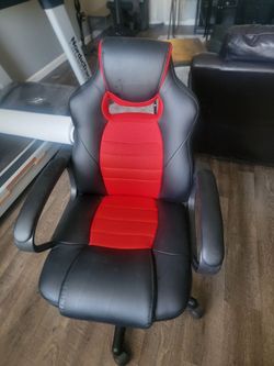 Gaming chair