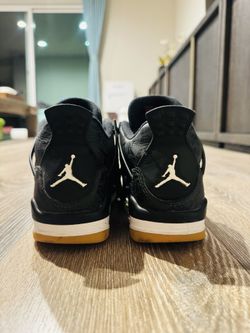 Barely Wear Boys Nike Jordan Yth 4