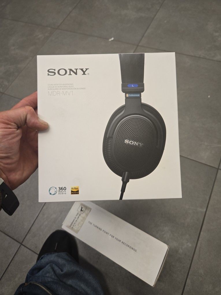 MDR MV1 headphones