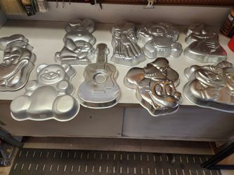 Wilton cake mold pans