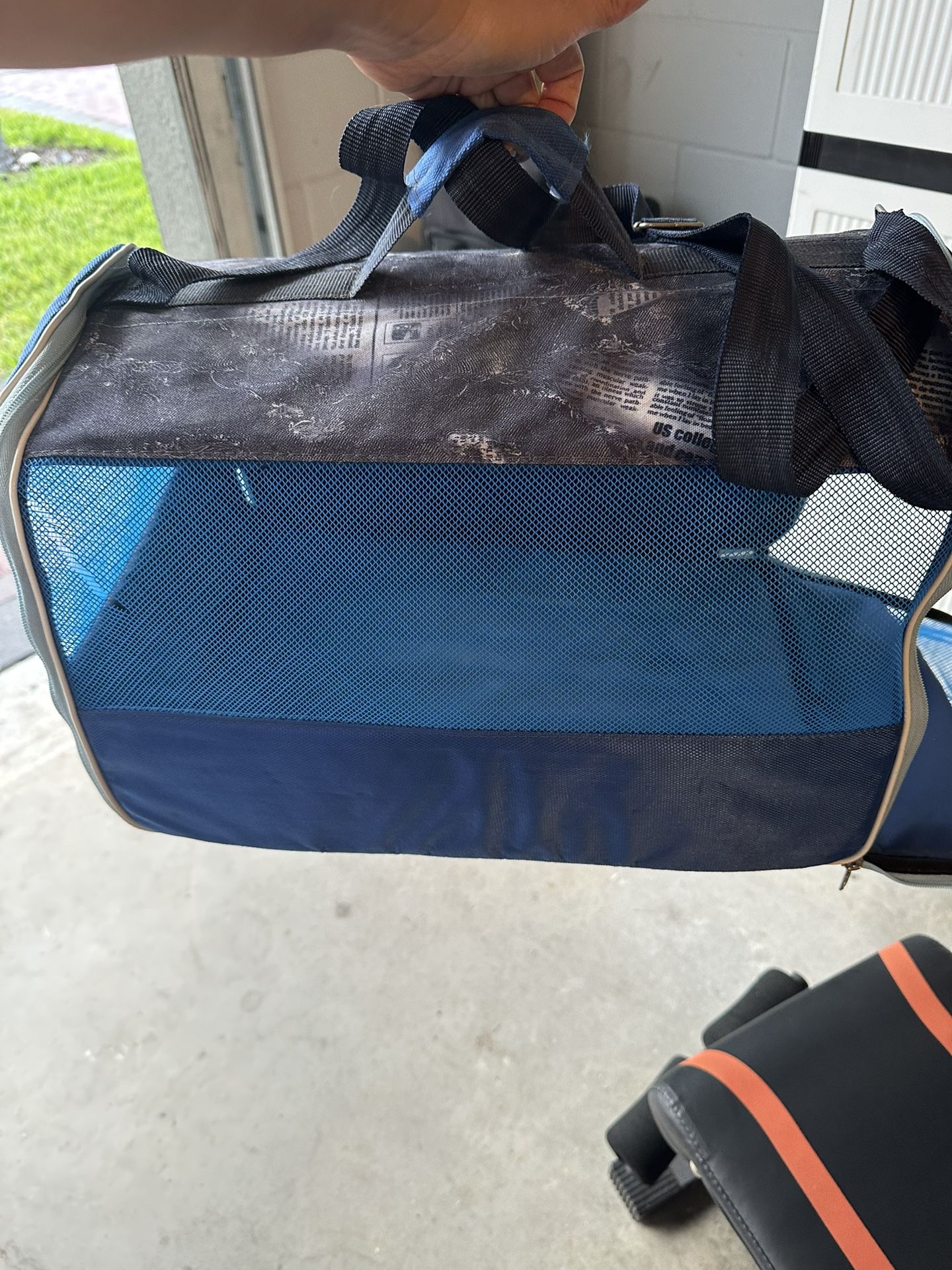 Small Dog Kennel Carrier