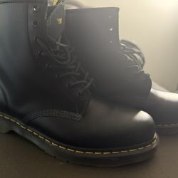 Dr.Martens Boots