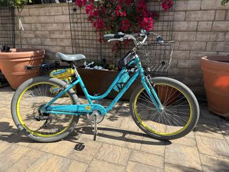 Ladies Upright Beach Cruiser