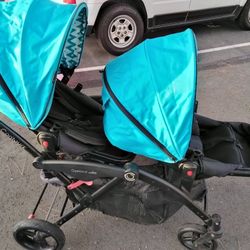 Double extended Stroller.