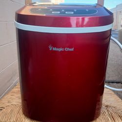 Magic Chef Ice Maker