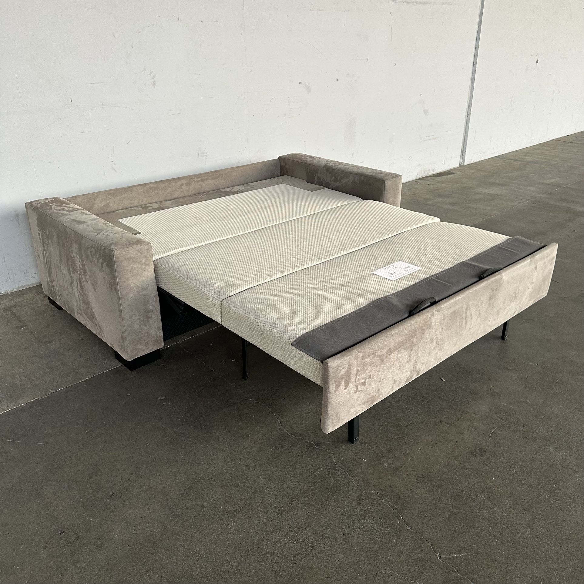 American Leather Queen Sleeper Sofa -Delivery Available
