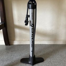 Bike Pump – Works Good (No Adapters)