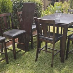 Dining Table & Chairs