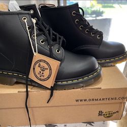 NEW!!!  Dr Martin Vegan 101 Boot 
