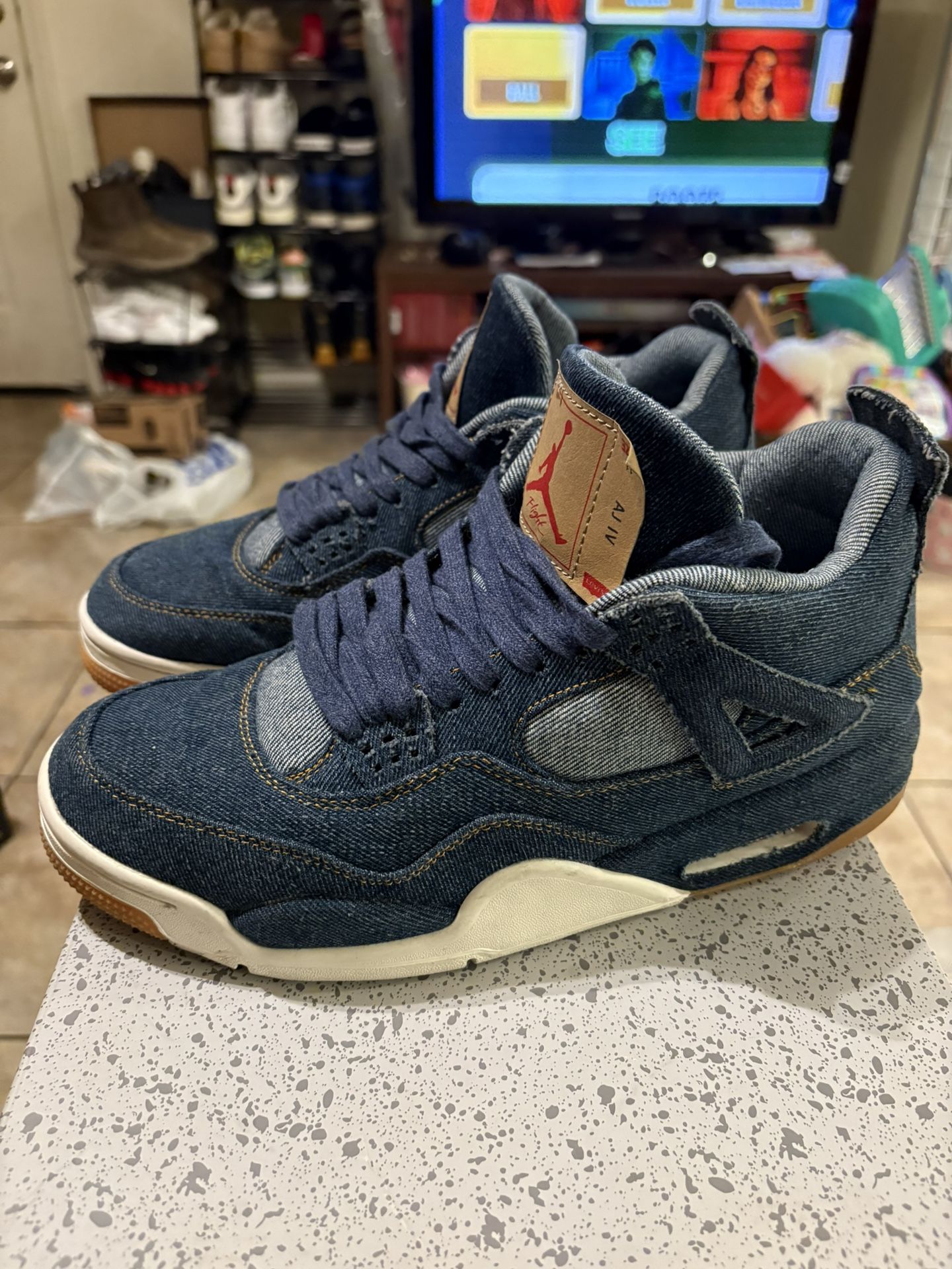 Jordan 4s retro Levi’s denim
