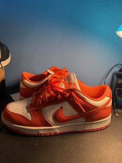 Syracuse dunkss size 9