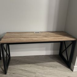 Great Desk! Very Light And Great For Office