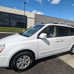 2012 KIA Sedona