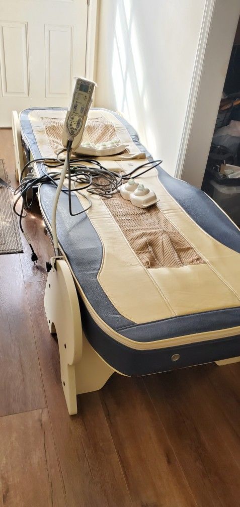 Migun Therapy Massage Bed
