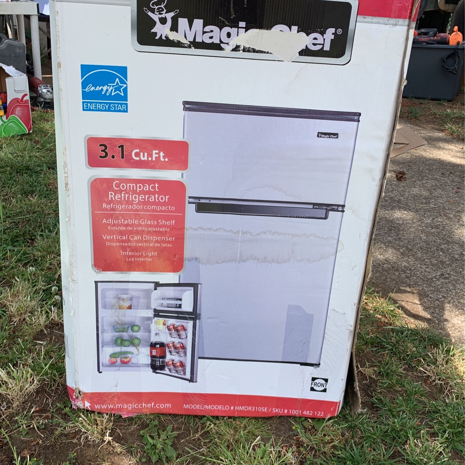 Magic Chef Mini Refrigerator