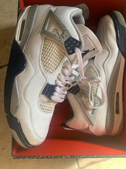 Jordan 4s