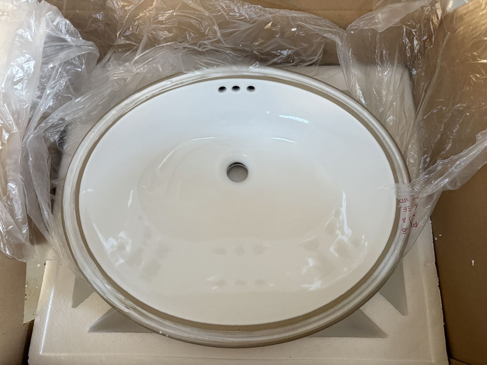 Restoration Hardware 19 Inch Undermount Sink Basin