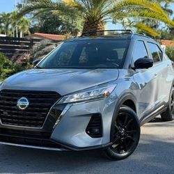 2021 Nissan Kicks SR   