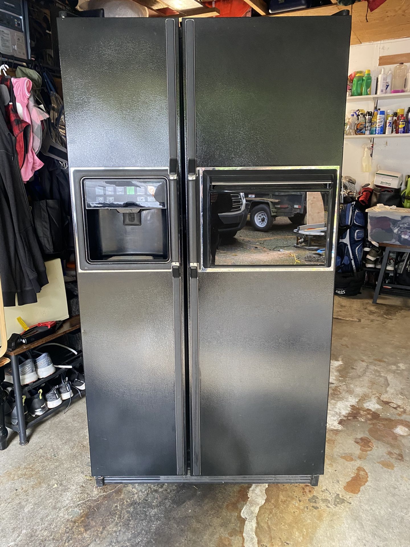 GE profile black Side By Side