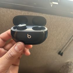 Beats Studio Buds Only Left Side 