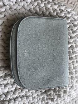NEW IZOD Light Blue Pebbled Crossbody Bag - Rear Zip Pocket, Magnetic Snap Flap