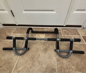 Doorway Pull-Up Bar