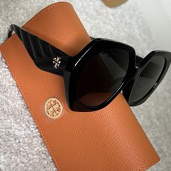 Tory Burch Dark Grey Irregular Ladies Sunglasses Item No. TY7195F 170987 57