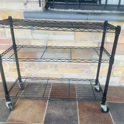 STURDY RACK IN GREAT CONDITION!!
