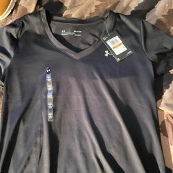 Under Armor Women’s Size Small NWT