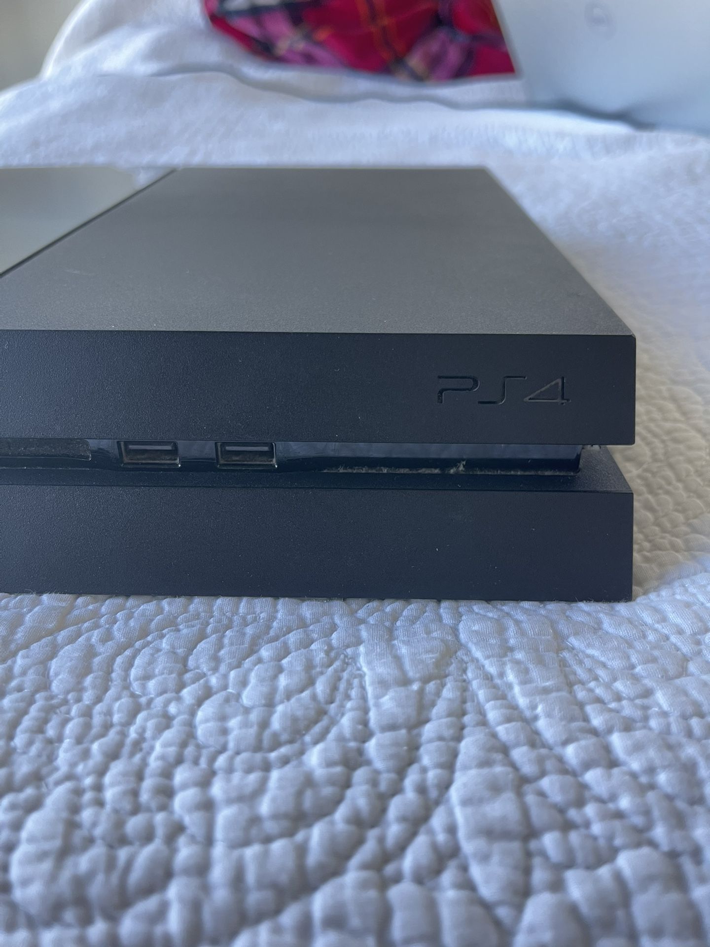 PS4 PlayStation 4