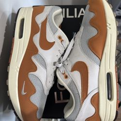 Patta Wave Monarch (with Bracelet)