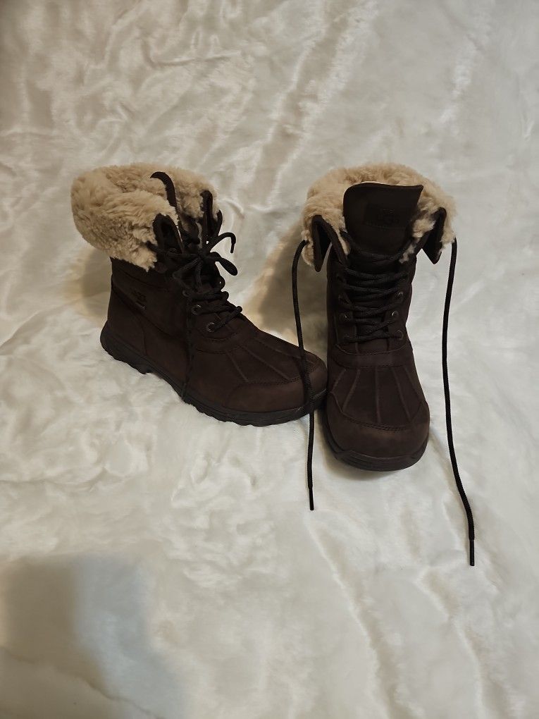 "UGG® Butte Distressed Boot Brown (1159510)"