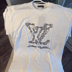 Louis Vuitton Shirt Large $200