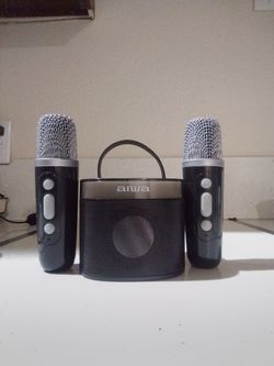 Aiwa Karaoke Speaker Set with Two Microphones