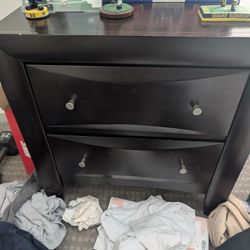 Queen Bed/Nightstand/Mattress 