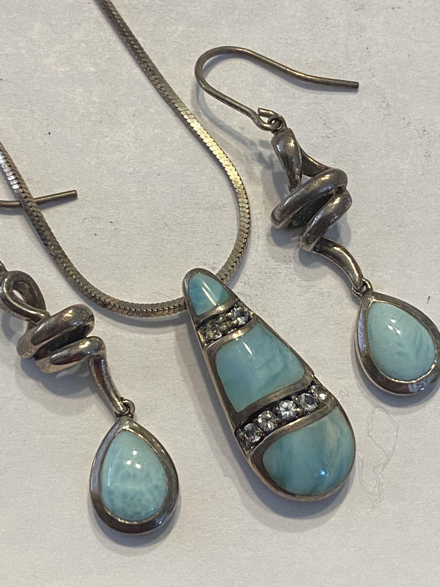 Maralago Larimar Silver Pendent & Silver Chain