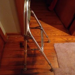 Hemi Walker 