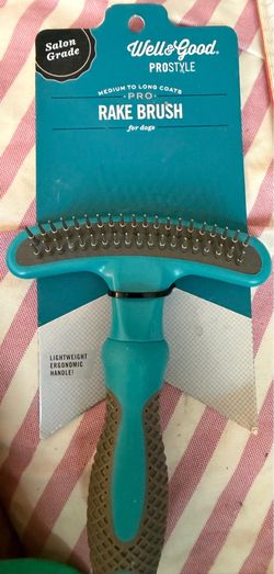 Well & Good Prostyle Pro Rake Brush