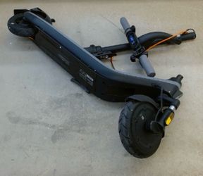 Segway Ninebot E Scooter